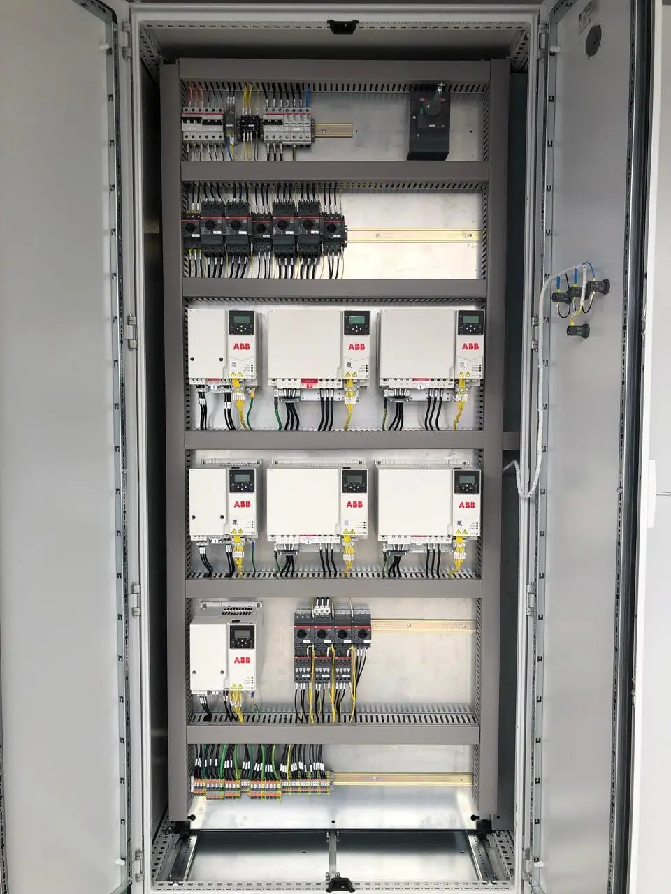 Elétrica Burda project and electrical panel